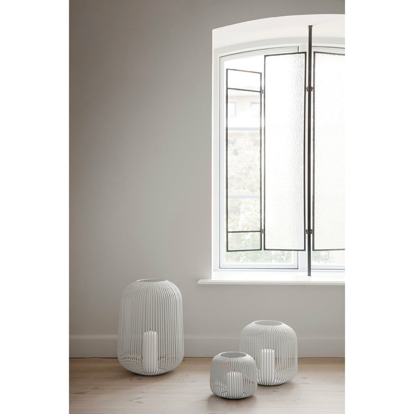 Blomus Lantern - Powder Coated Steel in White: Large 45x33cm LITO